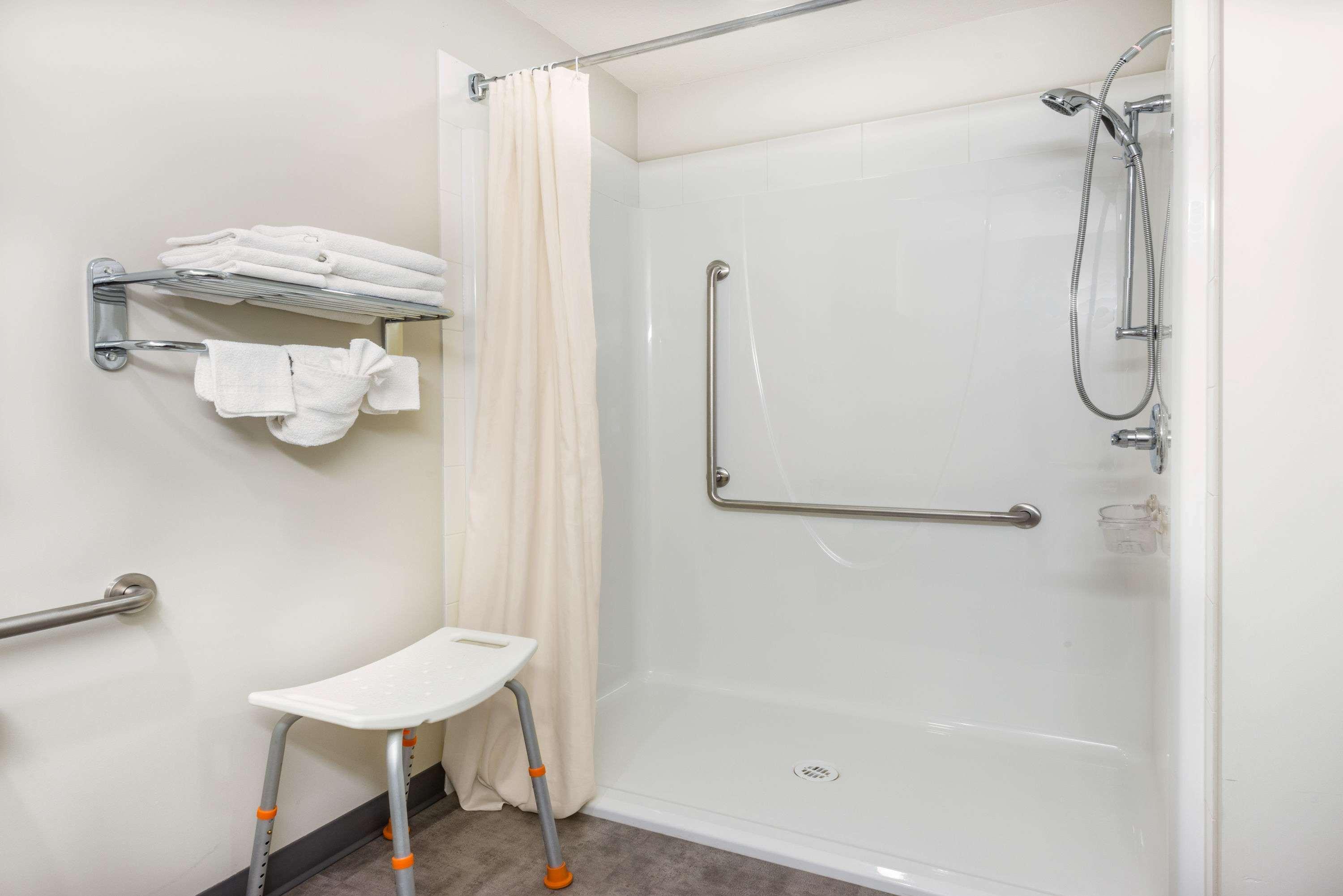 Super 8 By Wyndham 2* Innisfail